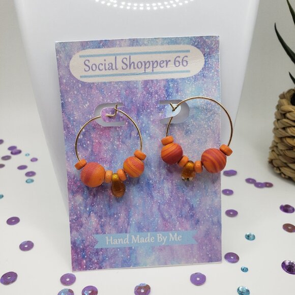 Hand Made Earrings Hoopes With Lamp & Wooden Beads - Picture 3 of 3